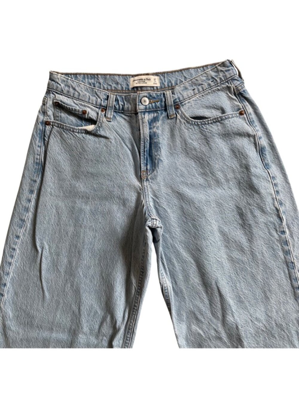 Abercrombie & Fitch Curve Love Low Rise Ultra Loose Jeans 27L Frayed Hem Light - Picture 3 of 9